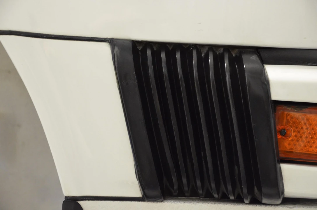 1987 Porsche 911 Carrera 3.2 - Image 26 of 31