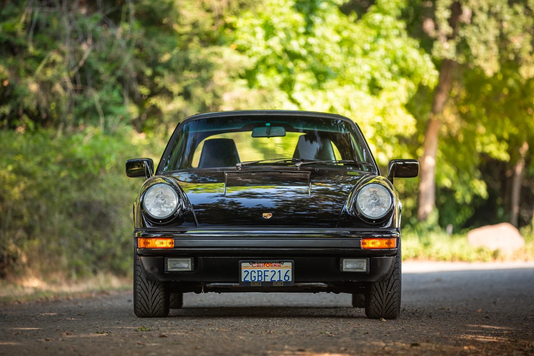 1987 Porsche 911 Carrera 3.2 - Image 2 of 31