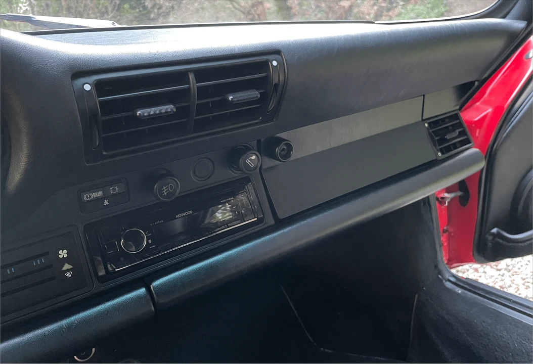 1987 Porsche 911 Carrera 3.2 - Image 29 of 31