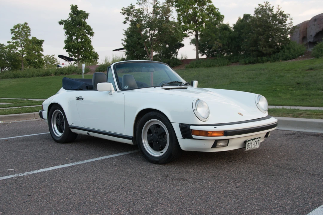 1987 Porsche 911 Carrera 3.2 - Image 2 of 31