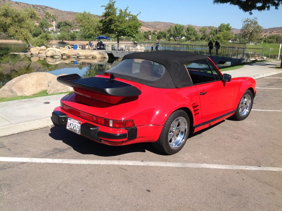1987 Porsche 911 Carrera 3.2 - Image 9 of 31