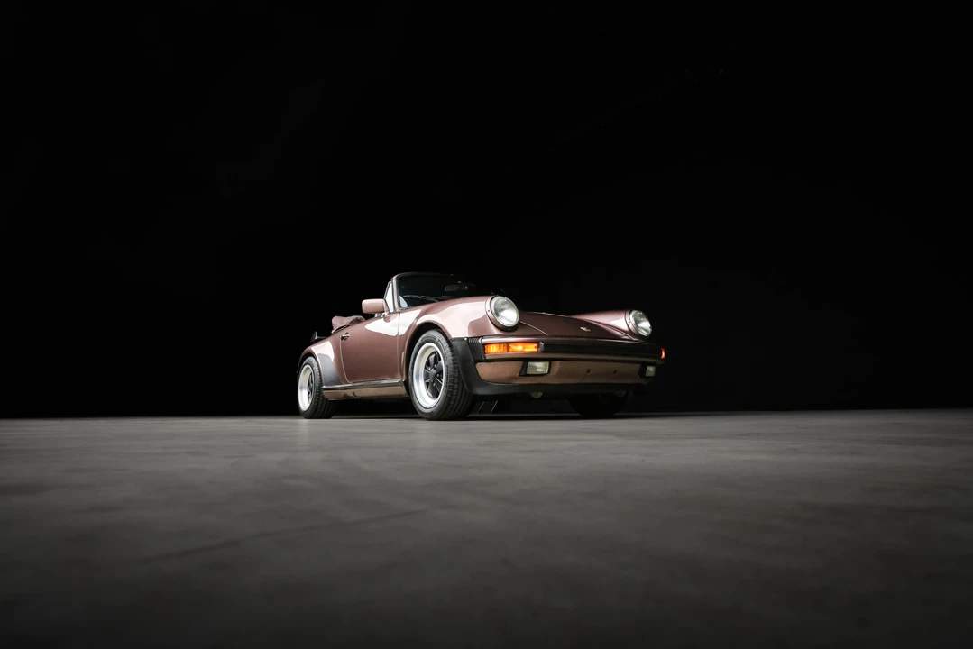 1987 Porsche 911 Carrera 3.2 - Image 18 of 31