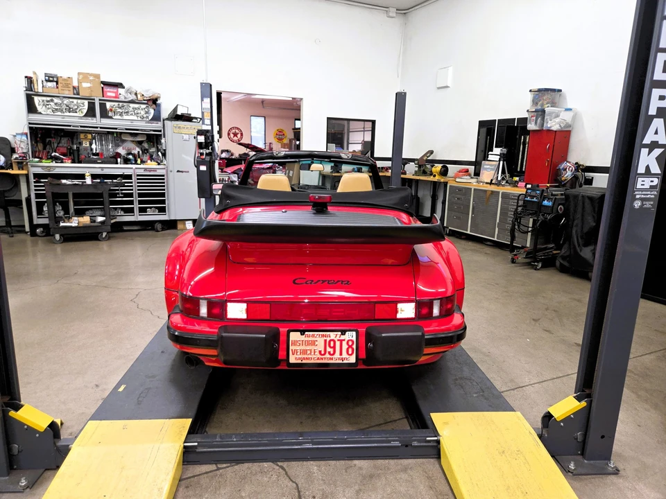 1987 Porsche 911 Carrera 3.2 - Image 12 of 31