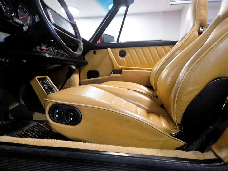 1987 Porsche 911 Carrera 3.2 - Image 29 of 31
