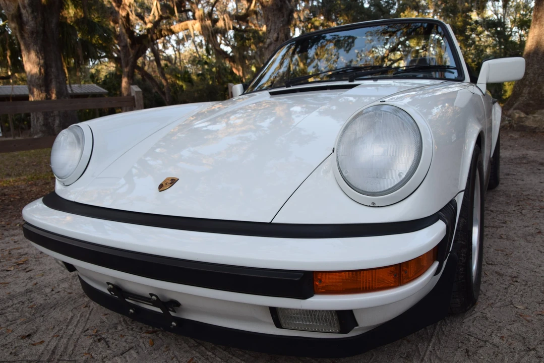 1987 Porsche 911 Carrera 3.2 - Image 10 of 31