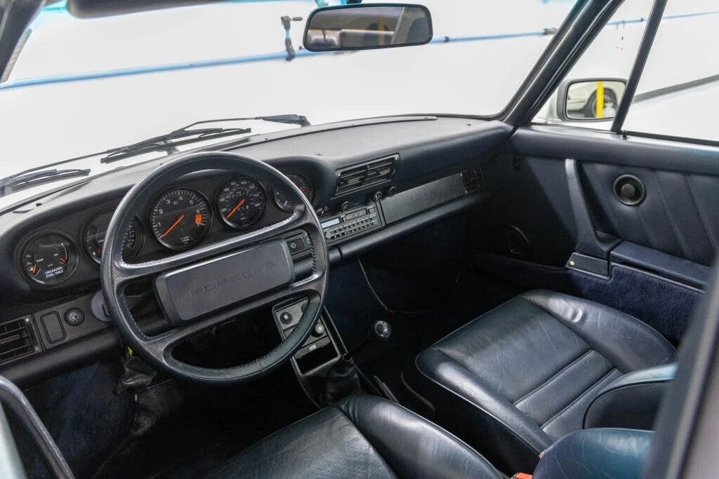1987 Porsche 911 Carrera 3.2 - Image 15 of 31