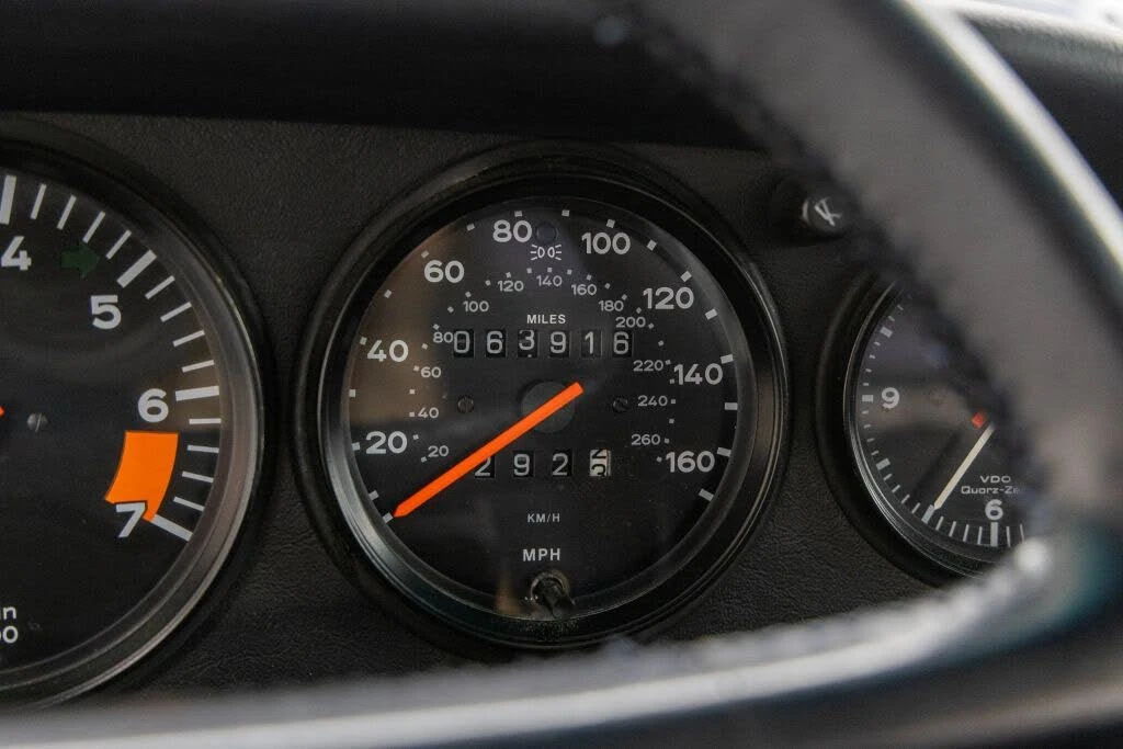 1987 Porsche 911 Carrera 3.2 - Image 16 of 31
