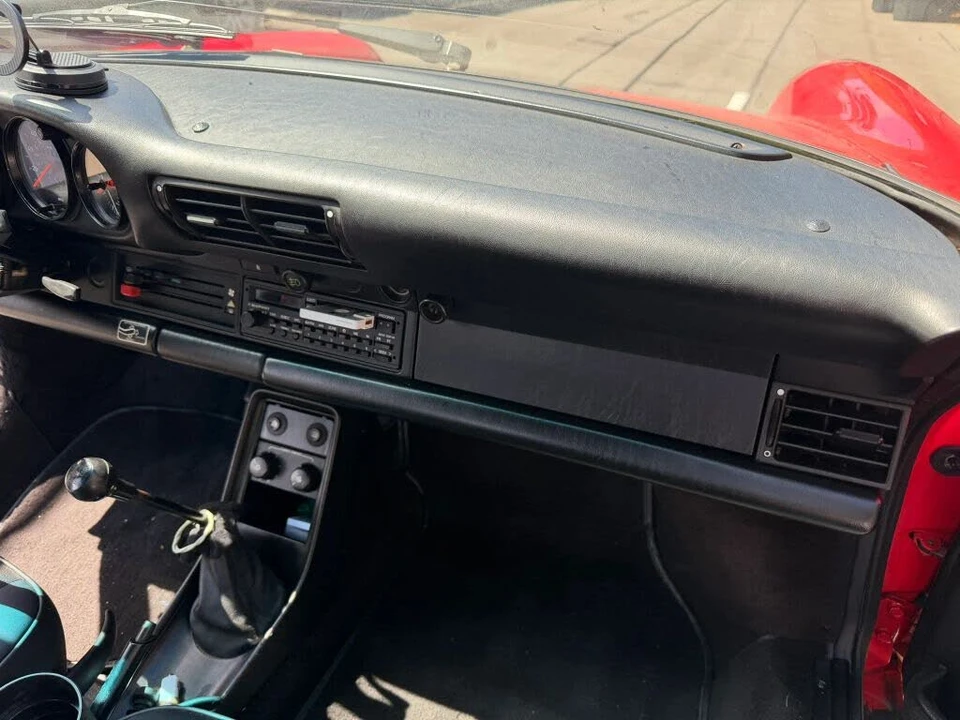 1987 Porsche 911 Carrera 3.2 - Image 20 of 31