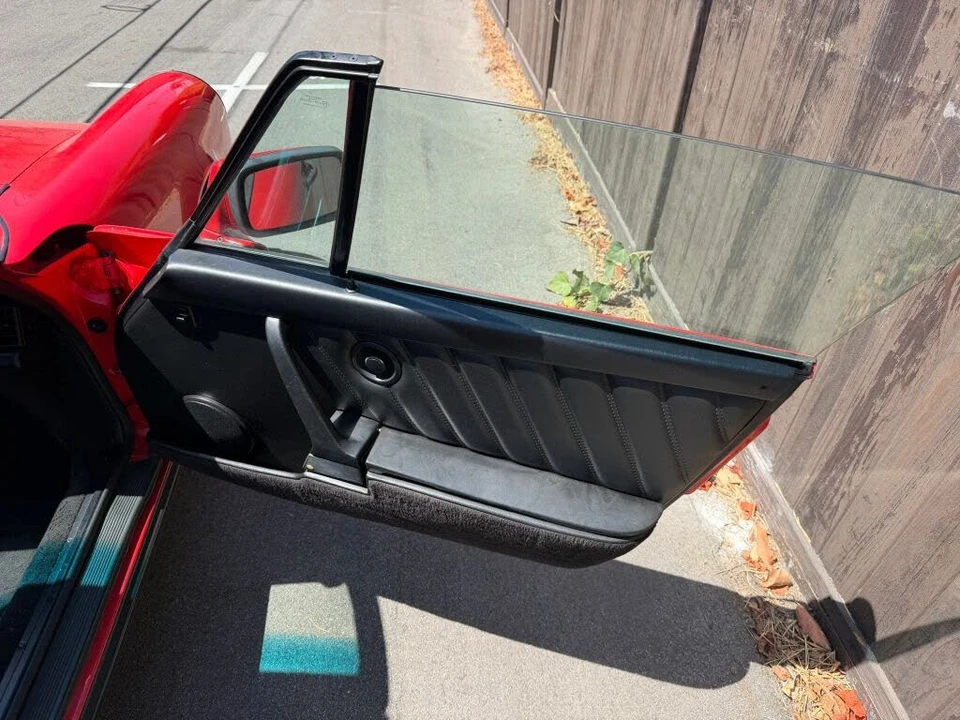 1987 Porsche 911 Carrera 3.2 - Image 21 of 31
