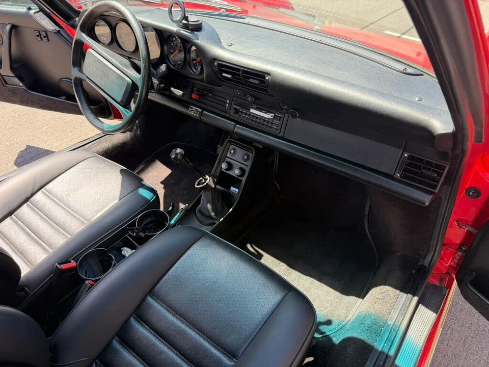 1987 Porsche 911 Carrera 3.2 - Image 17 of 31