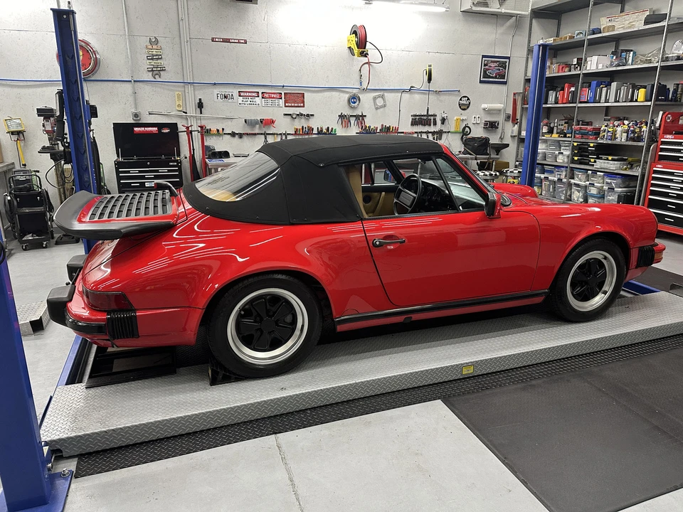 1987 Porsche 911 Carrera 3.2 - Image 13 of 31