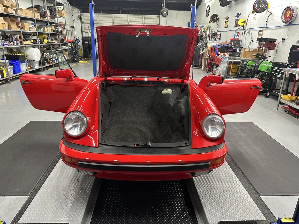 1987 Porsche 911 Carrera 3.2 - Image 21 of 31