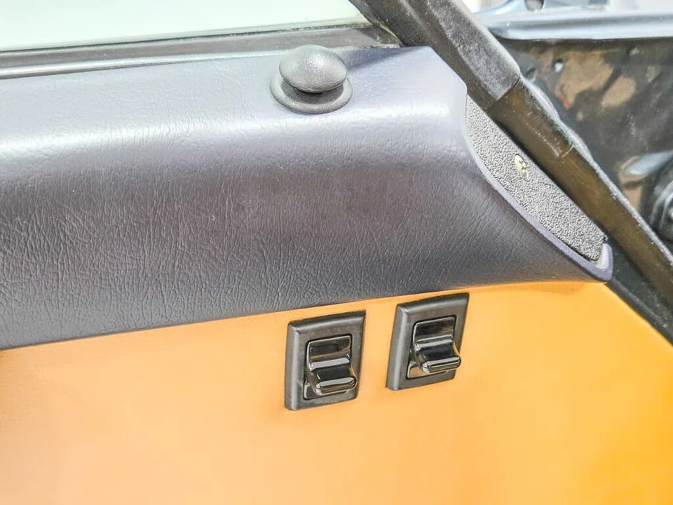 1987 Porsche 911 Carrera 3.2 - Image 15 of 31