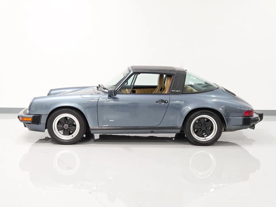 1987 Porsche 911 Carrera 3.2 - Image 10 of 31