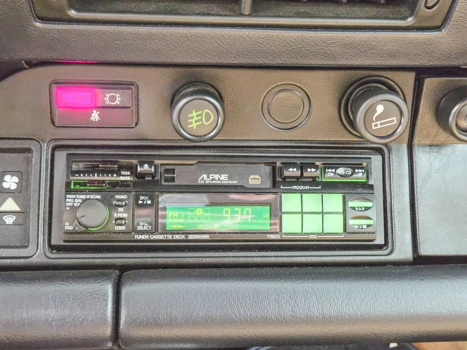 1987 Porsche 911 Carrera 3.2 - Image 28 of 31