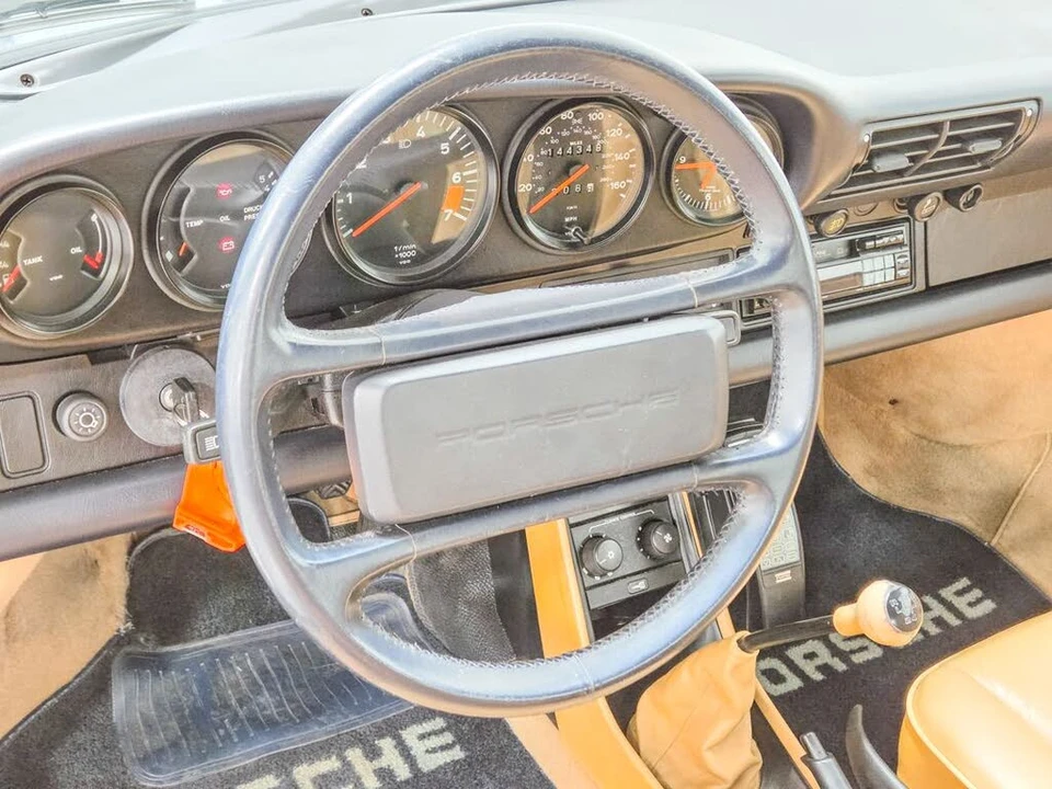 1987 Porsche 911 Carrera 3.2 - Image 20 of 31