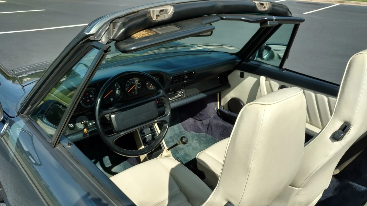 1987 Porsche 911 Carrera 3.2 - Image 25 of 31