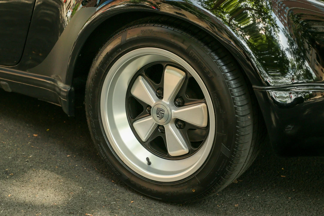 1987 Porsche 911 Carrera 3.2 - Image 16 of 31