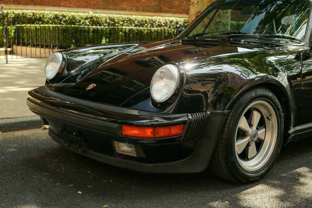 1987 Porsche 911 Carrera 3.2 - Image 18 of 31