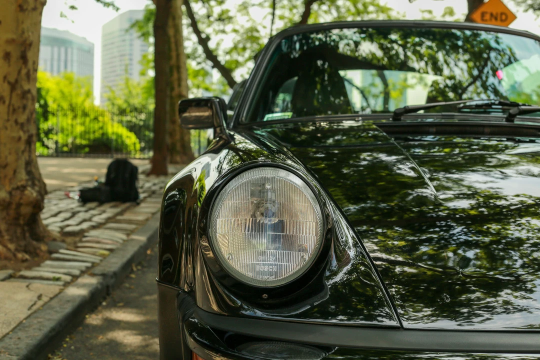1987 Porsche 911 Carrera 3.2 - Image 20 of 31