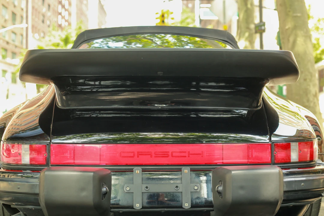 1987 Porsche 911 Carrera 3.2 - Image 28 of 31