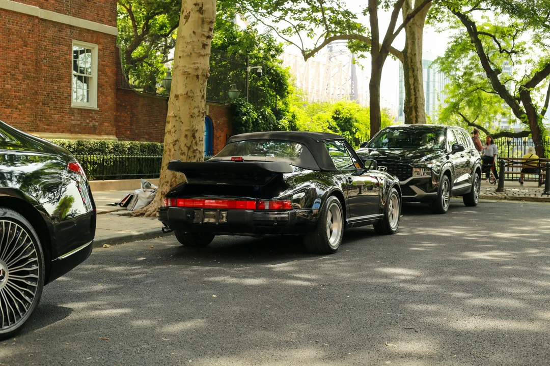 1987 Porsche 911 Carrera 3.2 - Image 9 of 31