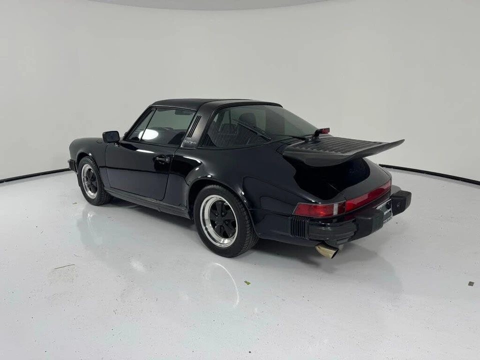 1987 Porsche 911 Carrera 3.2 - Image 3 of 9