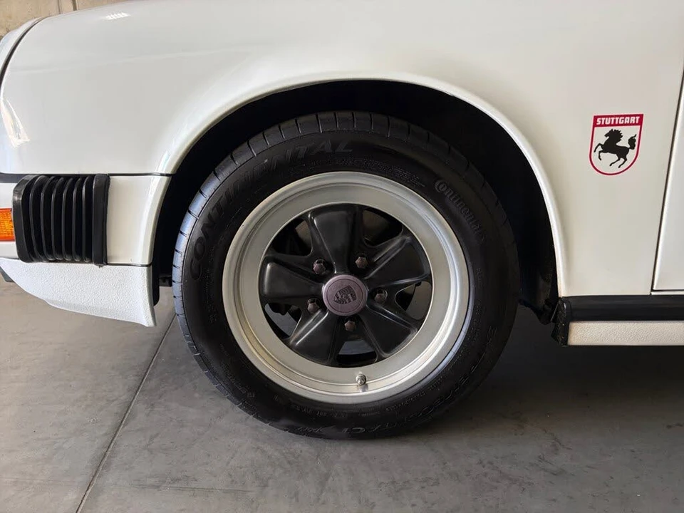 1987 Porsche 911 Carrera 3.2 - Image 18 of 31