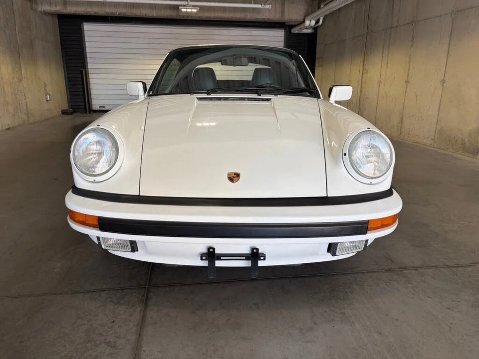 1987 Porsche 911 Carrera 3.2 - Image 11 of 31
