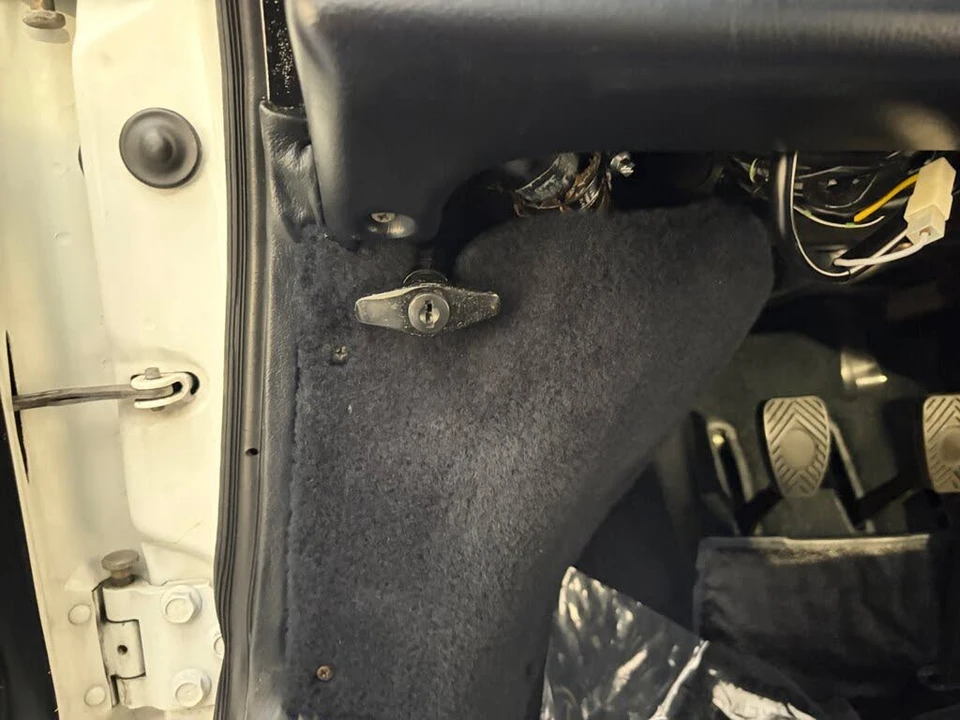 1987 Porsche 911 Carrera 3.2 - Image 31 of 31
