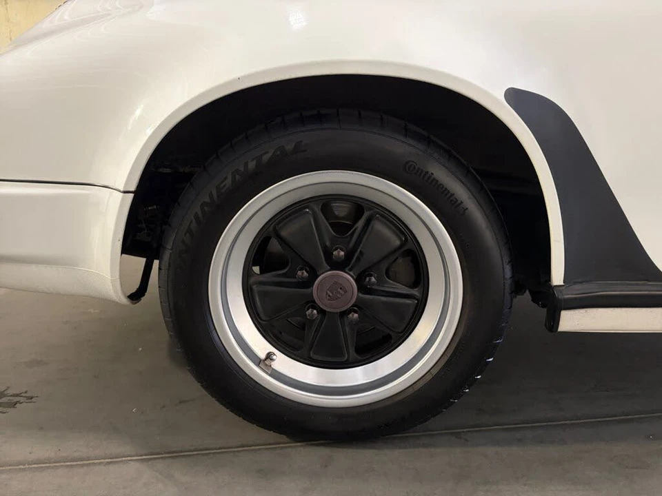 1987 Porsche 911 Carrera 3.2 - Image 21 of 31