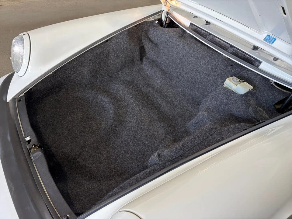 1987 Porsche 911 Carrera 3.2 - Image 30 of 31