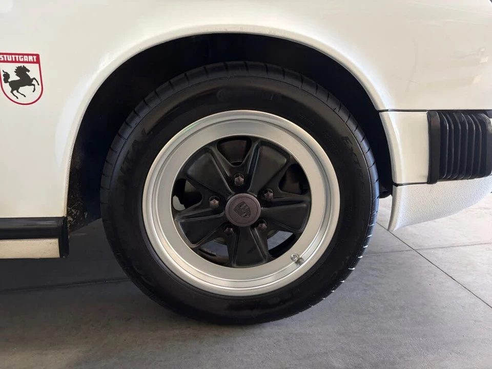 1987 Porsche 911 Carrera 3.2 - Image 19 of 31