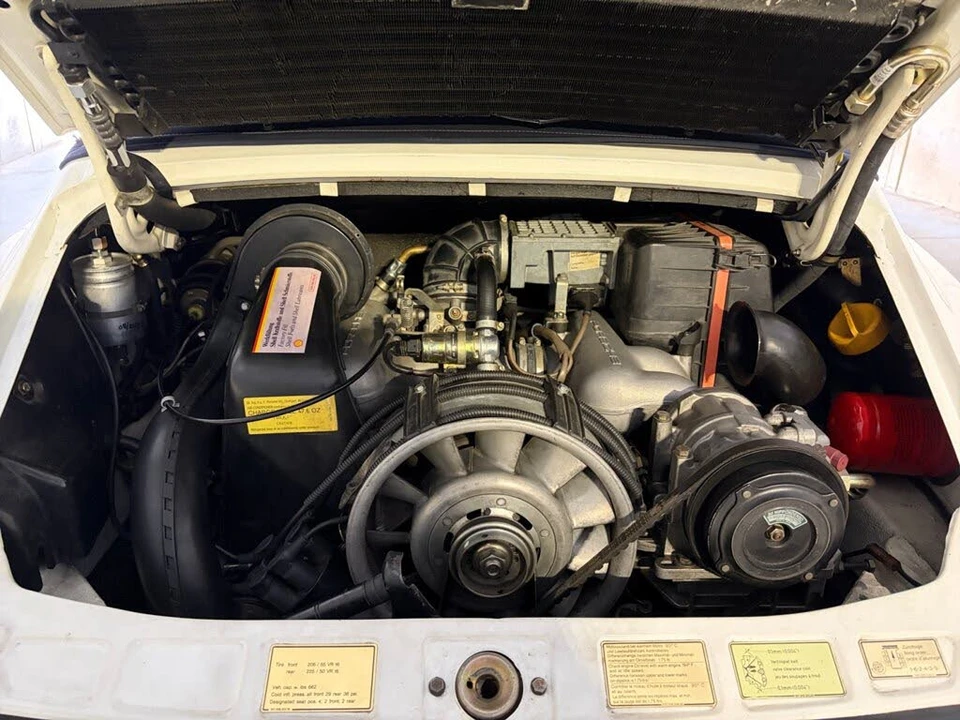 1987 Porsche 911 Carrera 3.2 - Image 13 of 31