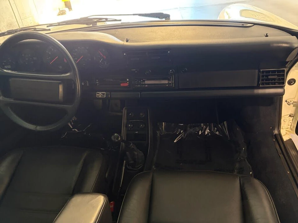 1987 Porsche 911 Carrera 3.2 - Image 25 of 31
