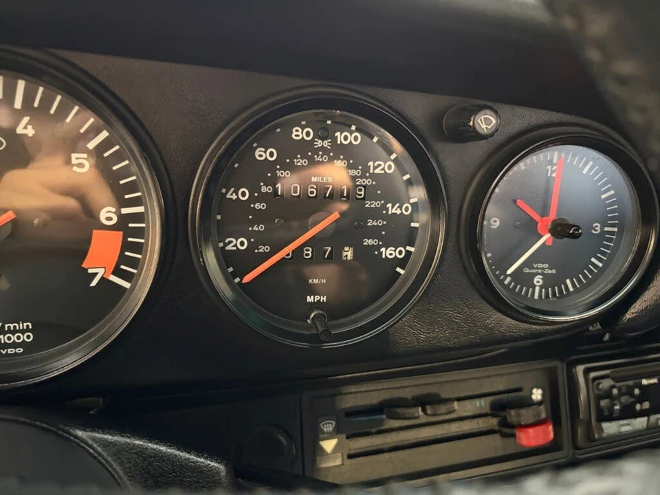 1987 Porsche 911 Carrera 3.2 - Image 6 of 31