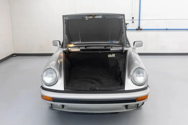 1987 Porsche 911 Carrera 3.2 - Image 27 of 31