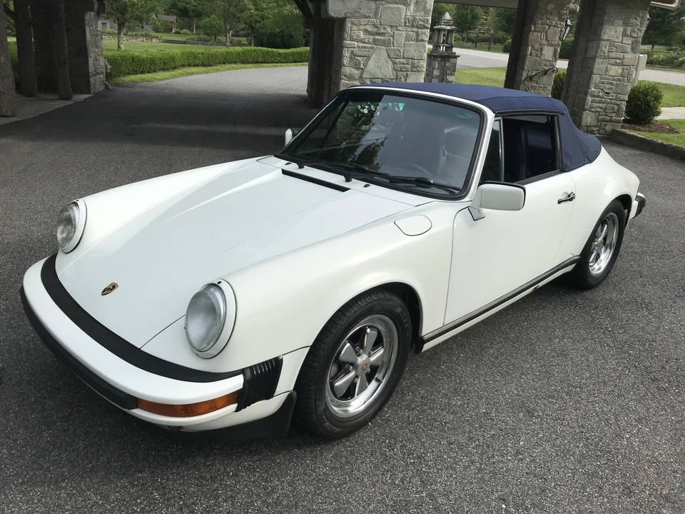 1987 Porsche 911 Carrera 3.2 - Image 2 of 31