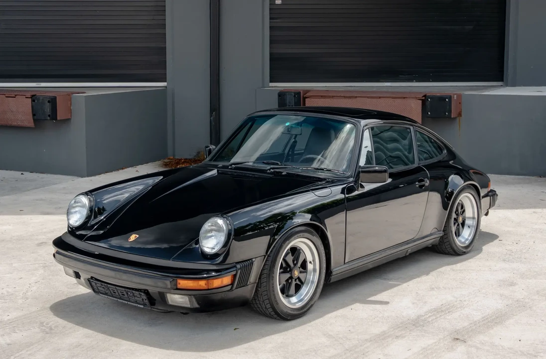1987 Porsche 911 Carrera 3.2 - Image 4 of 6