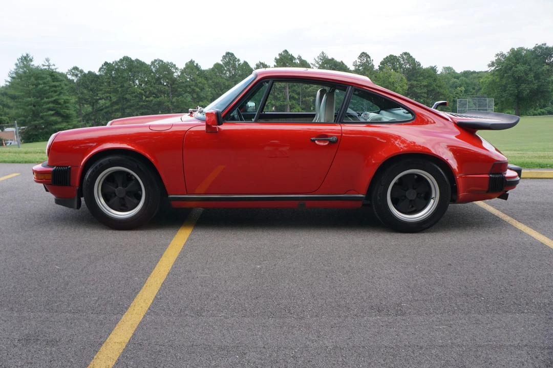1987 Porsche 911 Carrera 3.2 - Image 8 of 31