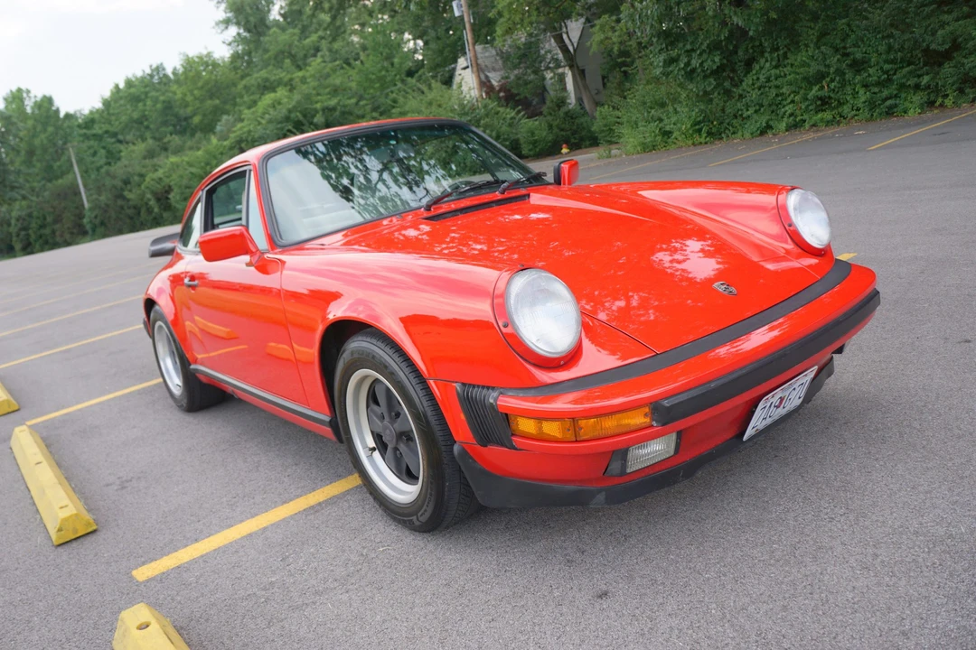 1987 Porsche 911 Carrera 3.2 - Image 2 of 31