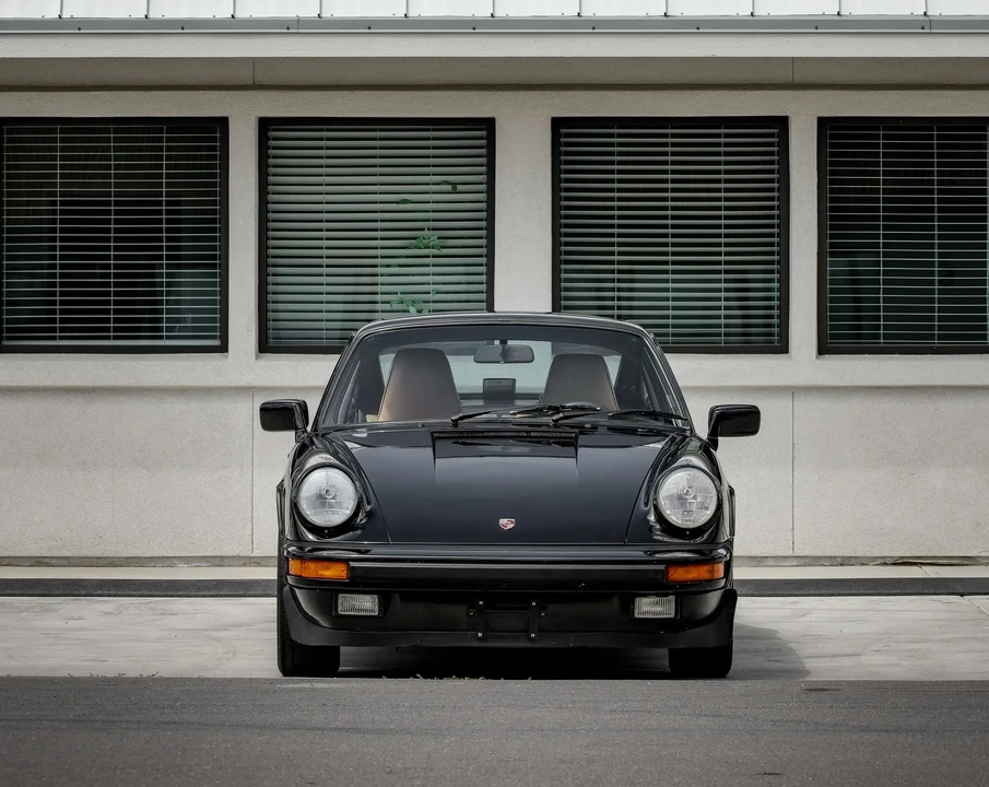 1987 Porsche 911 Carrera 3.2 - Image 2 of 6