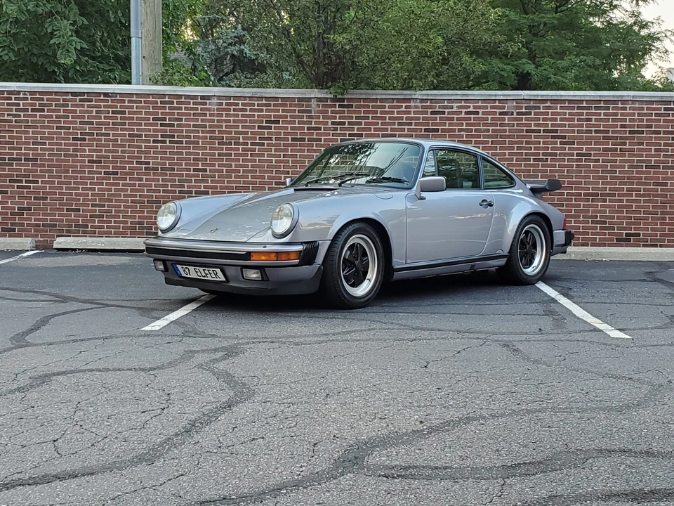 1987 Porsche 911 Carrera 3.2 - Image 6 of 31