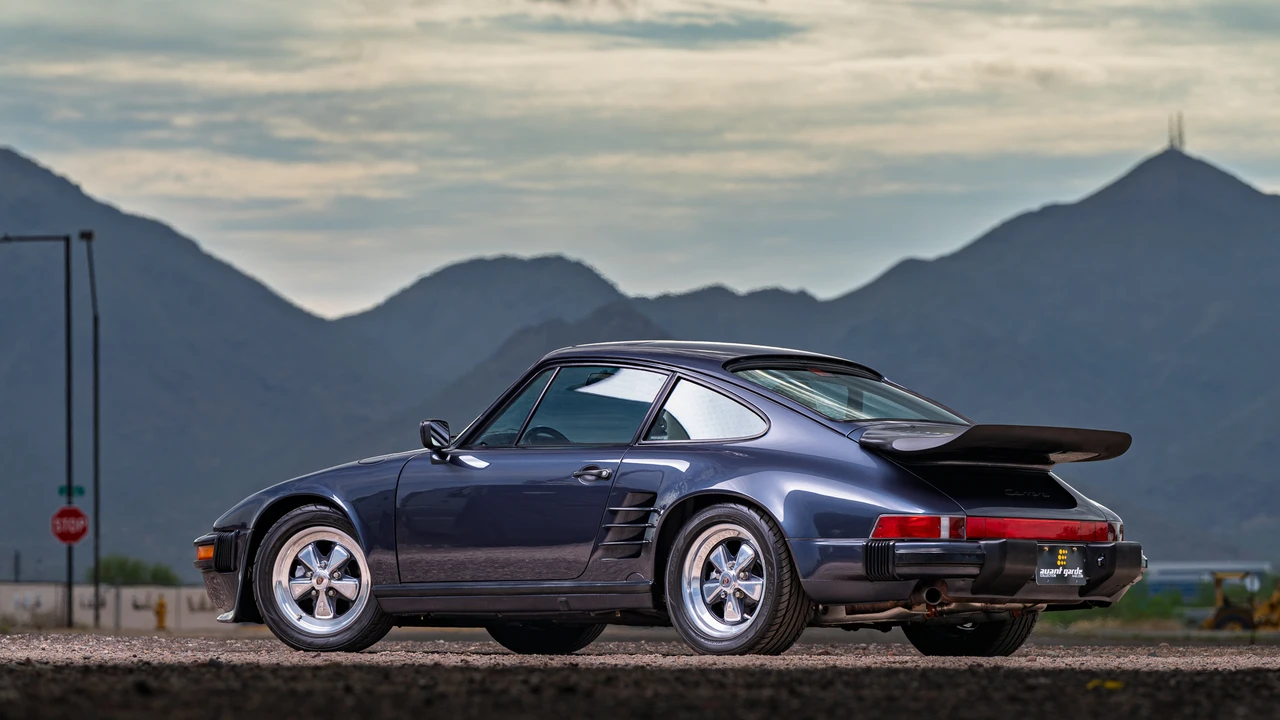 1987 Porsche 911 Carrera 3.2 - Image 24 of 31