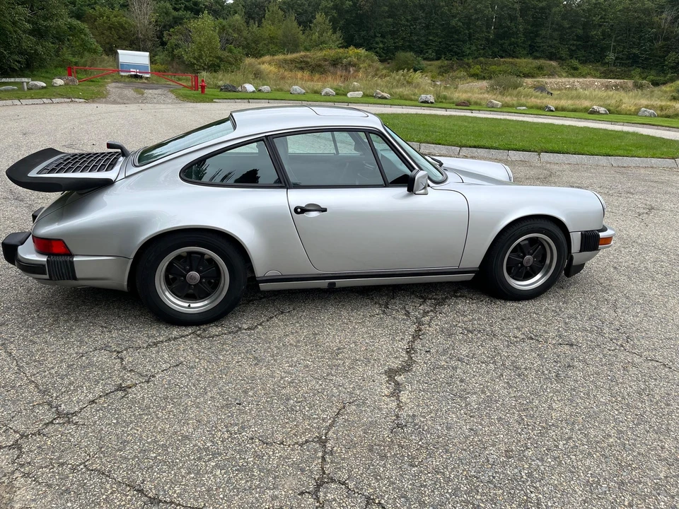 1987 Porsche 911 Carrera 3.2 - Image 4 of 31