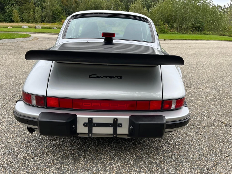 1987 Porsche 911 Carrera 3.2 - Image 6 of 31