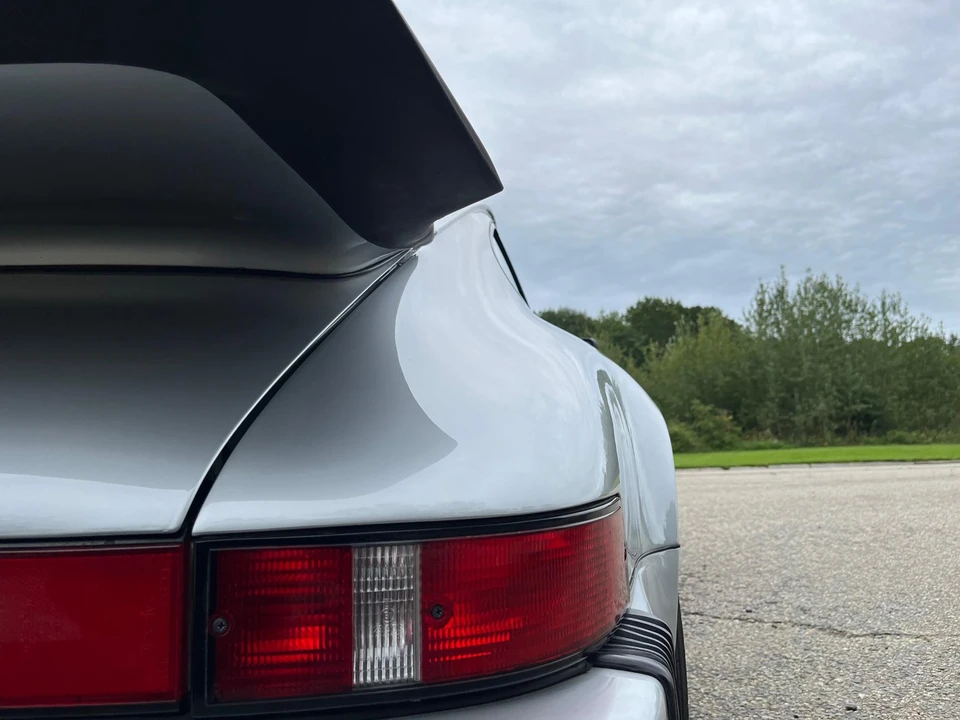 1987 Porsche 911 Carrera 3.2 - Image 15 of 31