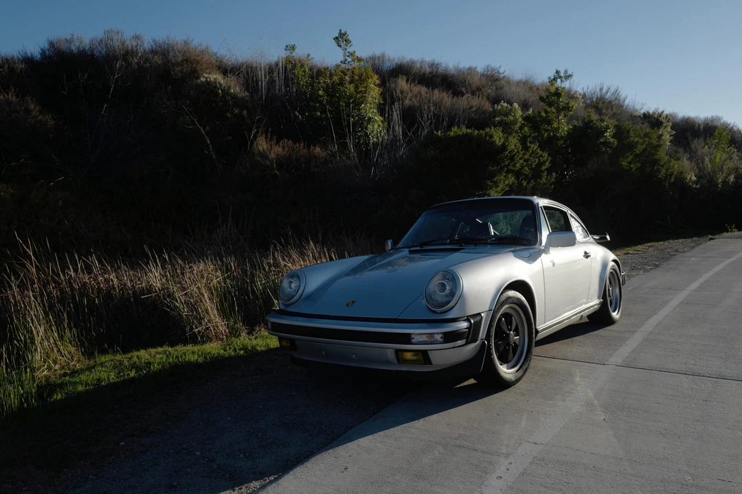 1987 Porsche 911 Carrera 3.2 - Image 11 of 31