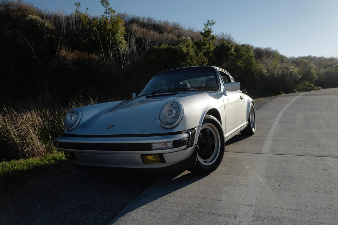 1987 Porsche 911 Carrera 3.2 - Image 8 of 31
