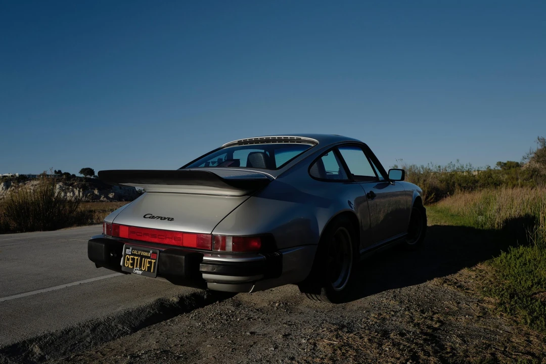 1987 Porsche 911 Carrera 3.2 - Image 16 of 31